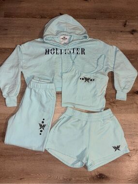 Hollister Mint Blue 4-Piece Lounge Set with Butterfly Detail